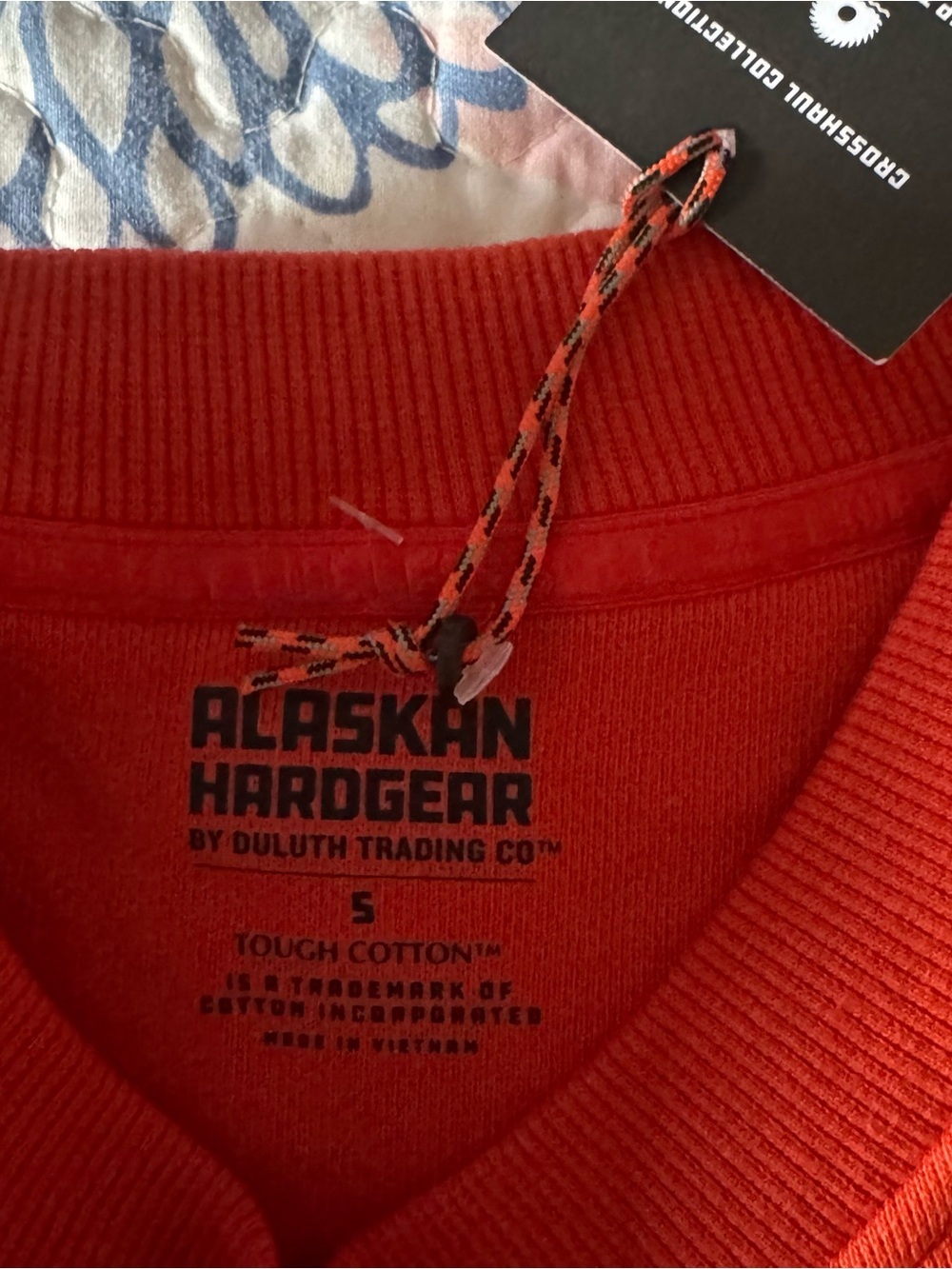 NWT small akhg Duluth trading crewneck sweatshirt - Picture 4 of 4